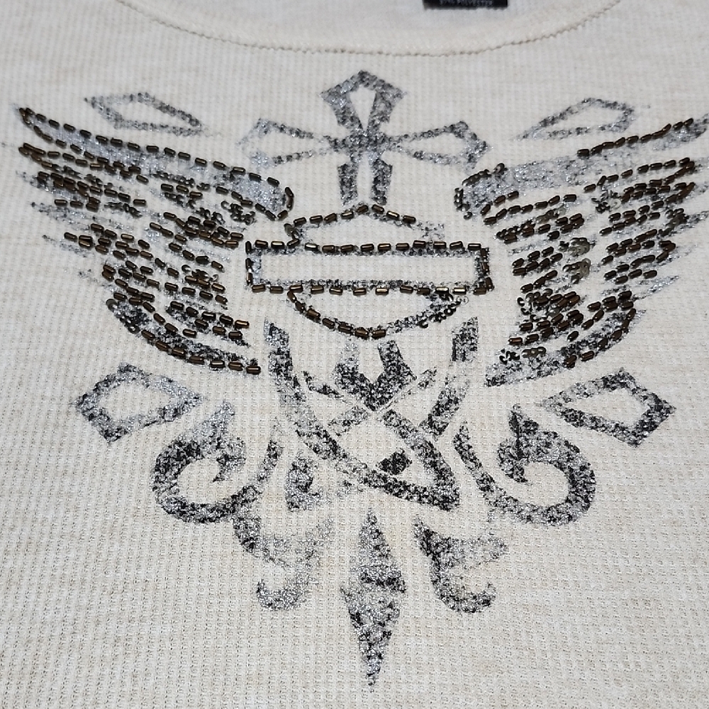 HARLEY DAVIDSON BEADED WING BAR & SHIELD LOGO DROP-TAIL WAFFLE KNIT TOP